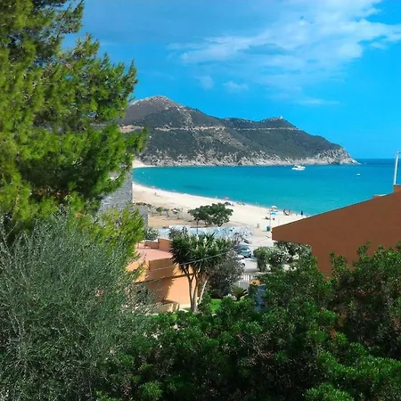 Attico Panoramico Ca Rina Solanas (Cagliari)